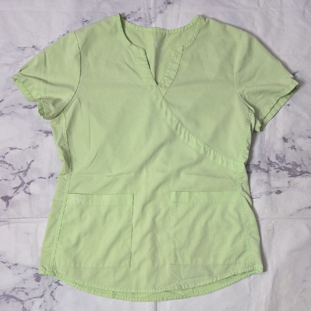 NrG By Barco Light Green Women's Short Sleeve Scrub Top